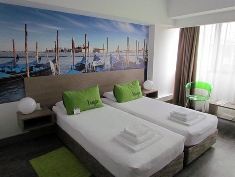 Ibis Styles Skopje Hotel Exterior photo